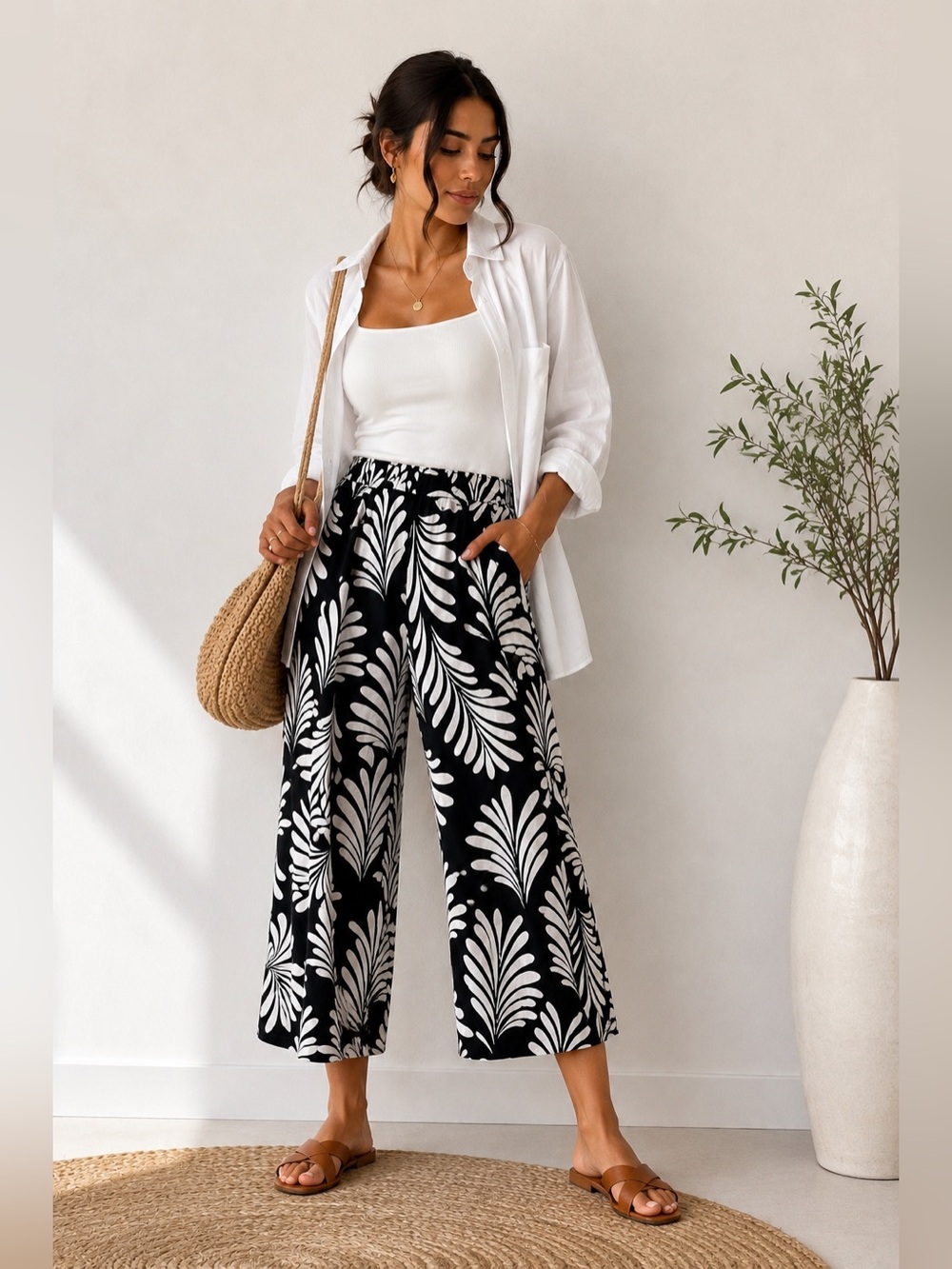 Dash Black & White Tropical Print Wide-Leg Pants – Size Small Cropped